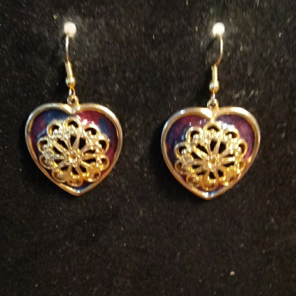 Earrings - Picture 4 of 4